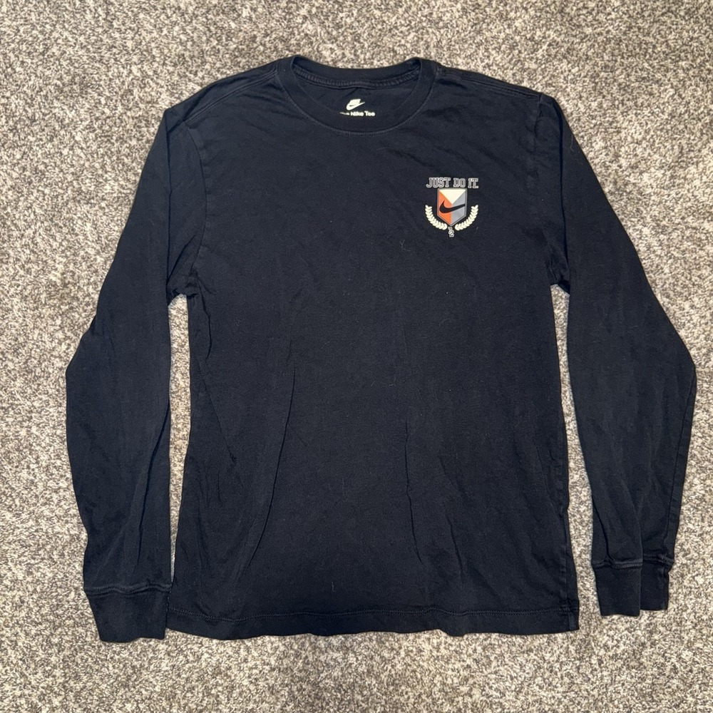 Nike Men's Lightweight Long Sleeve Chest "Just Do It"  T-Shirt Black Medium‎